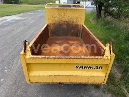 Online aukce: YAMMAR  C12R