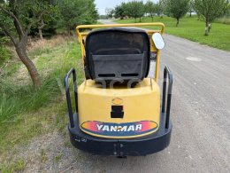 Online aukce: YAMMAR  C12R