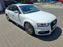 Online aukce: AUDI  A4