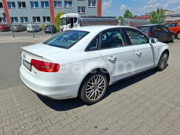 Online aukce: AUDI  A4