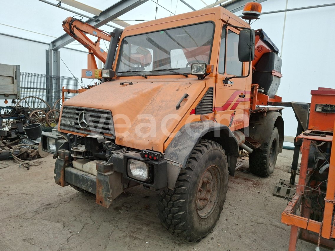 Online aukce: MB  UNIMOG U130 4X4 + SV 03.1 + SCHMIDT MF 2.4