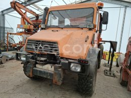 Online aukce: MB  UNIMOG U130 4X4 + SV 03.1 + SCHMIDT MF 2.4