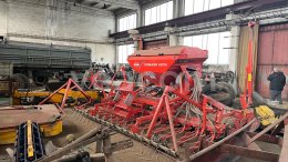 Online aukce:   KUHN VENTA LC452
