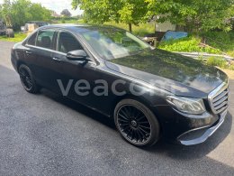 Online aukce: MB  E 220D