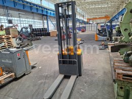 Online aukce:   CDDR15