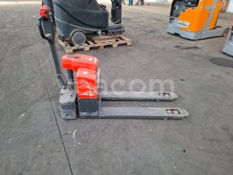 Online aukce: LINDE  MT15
