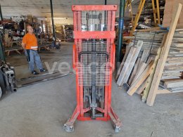 Online aukce:   SDJ1025