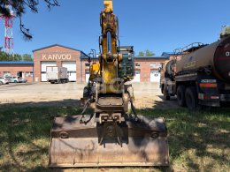 Online aukce: JCB  JS 175