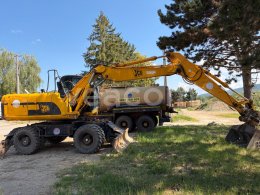 Online aukce: JCB  JS 175