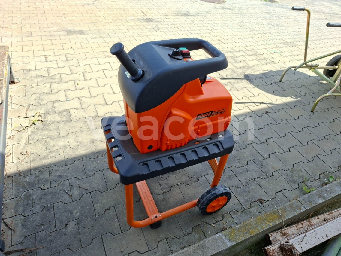 Online aukce:   MOUNTFIELD POWER CUT 2800