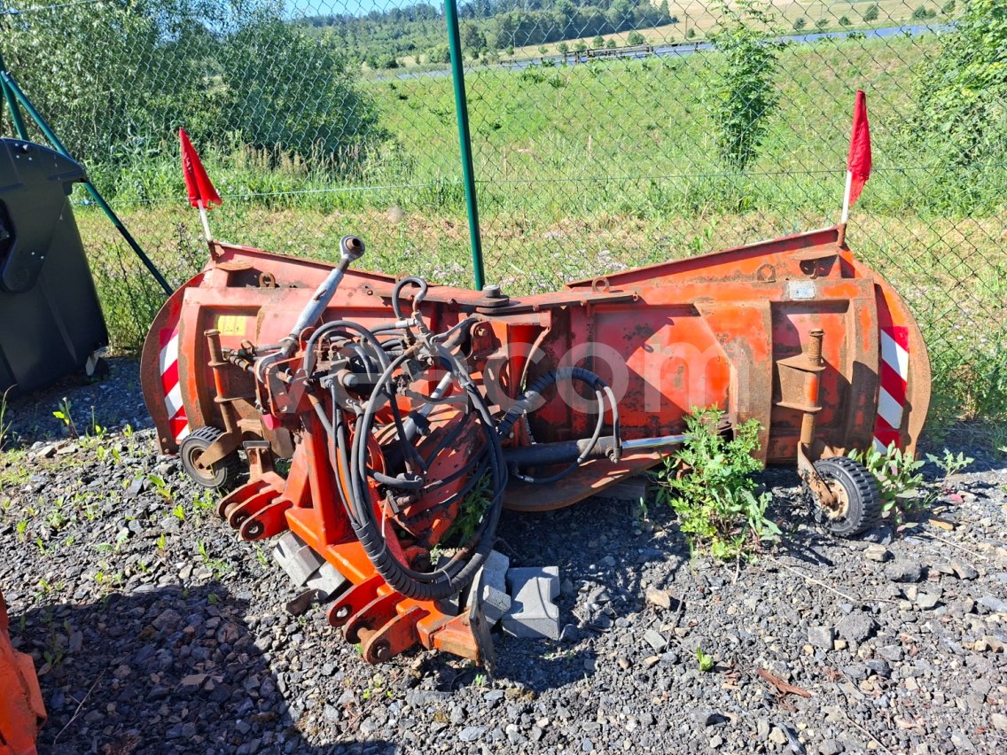 Online aukce: AGROMETALL  SRT 1 2200