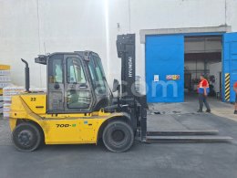Online aukce: HYUNDAI  70D-9