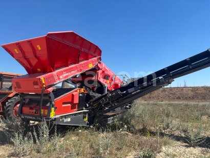 Aukcja internetowa: TEREX  FINLAY 870