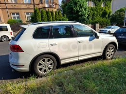 Online aukce: VOLKSWAGEN  TOUAREG 3.0TDI 180KW 4MOTION