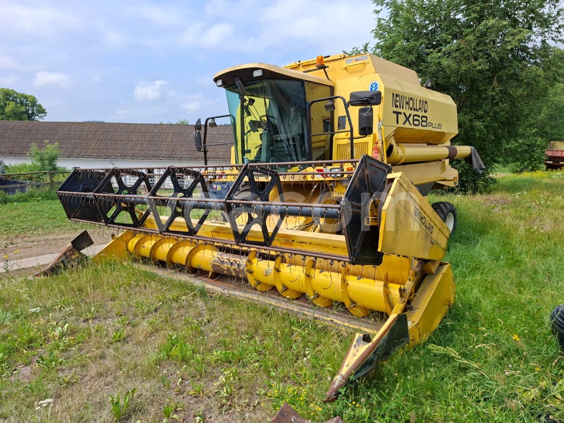 Online aukce: NEW HOLLAND  TX 68