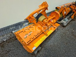 Online aukce: HUMUS  SM 145