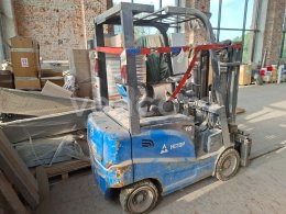 Online aukce:   HITOP CDP16