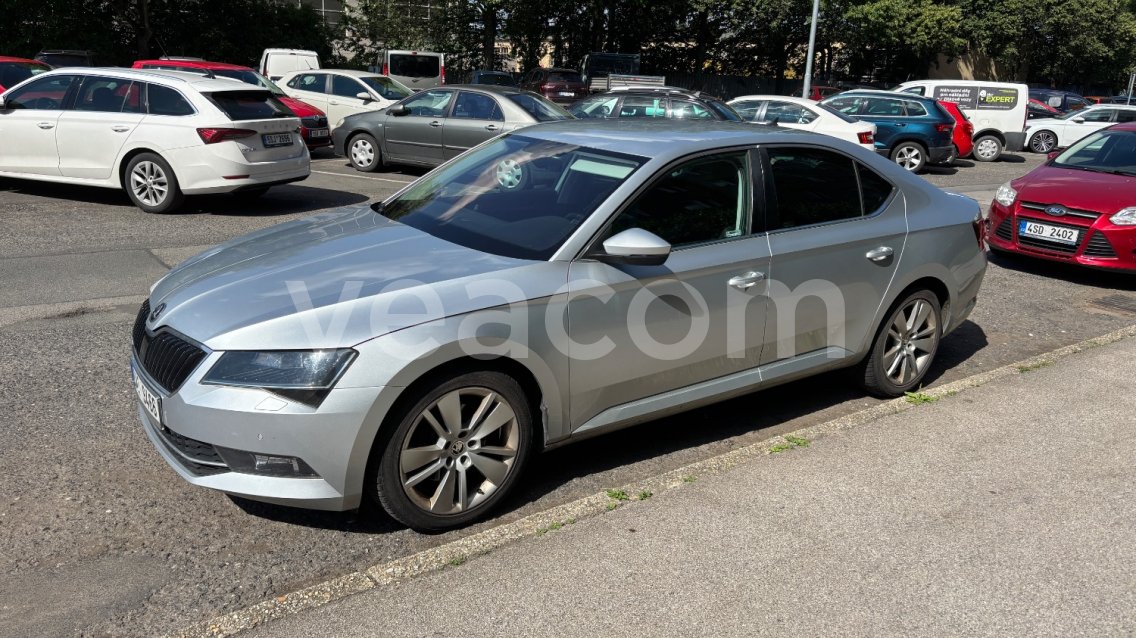 Online aukce: ŠKODA  SUPERB