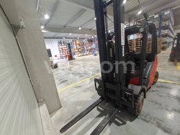 Online aukce: LINDE  H 25T