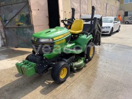 Online aukce: JOHN DEERE  X 950 R + SÚBOR NÁHRADNÝCH DIELOV: JOHN DEERE X 950 R
