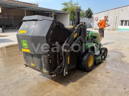 Online aukce: JOHN DEERE  X 950 R + SÚBOR NÁHRADNÝCH DIELOV: JOHN DEERE X 950 R