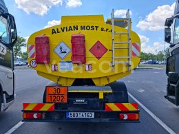 Online aukce: AVIA  D 120