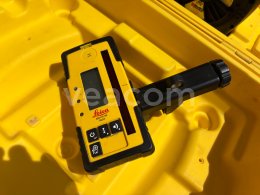Online aukce: LEICA  RUGBY 620