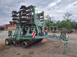 Online aukce: JOHN DEERE  750 A