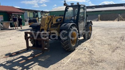 Aukcja internetowa: CAT  TH 407 4X4