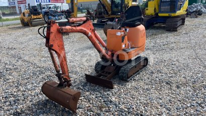 Aukcja internetowa: JCB  8008 CTS 4X4