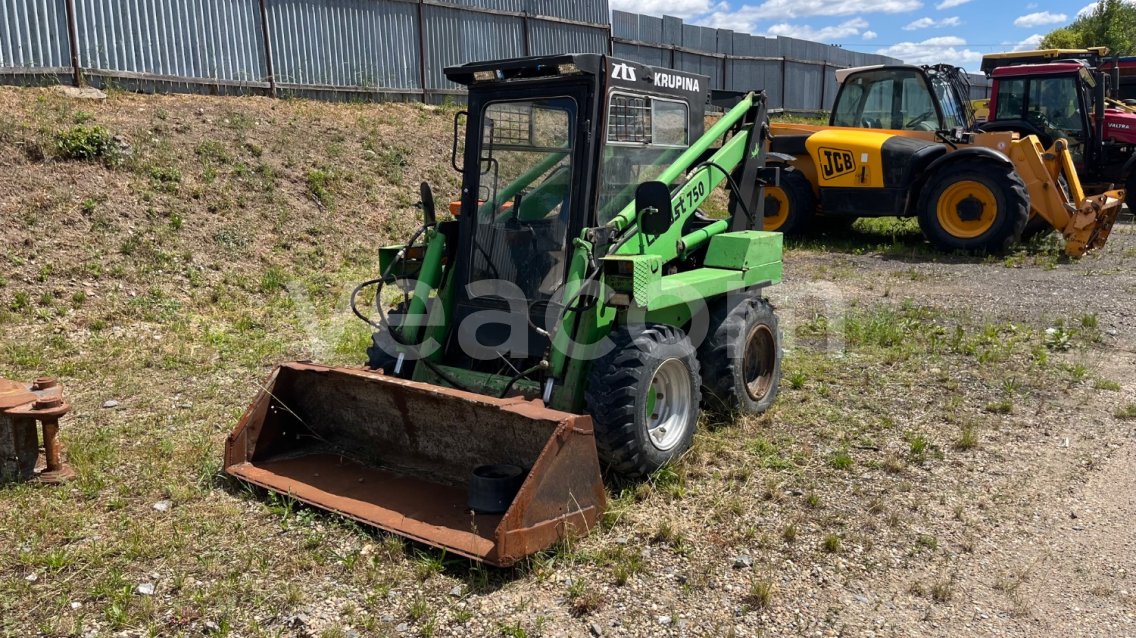 Aukcja internetowa: ZTS  LOCUST 750 4X4