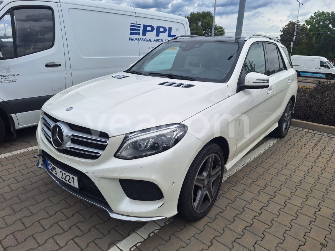 Online aukce: MB  GLE 350 D 4MATIC