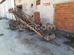 Online aukce:   Dvoukolový žebřík ZD-12