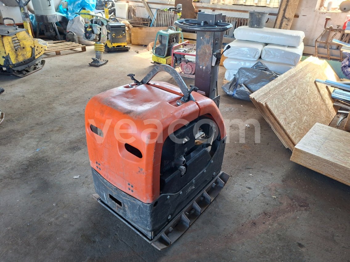 Online aukce: HUSQVARNA  LG 500