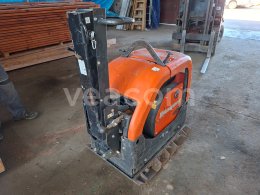 Online aukce: HUSQVARNA  LG 500