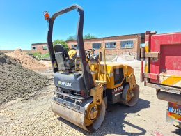 Online aukce: CATERPILLAR  CB-224E