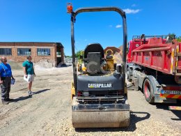 Online aukce: CATERPILLAR  CB-224E