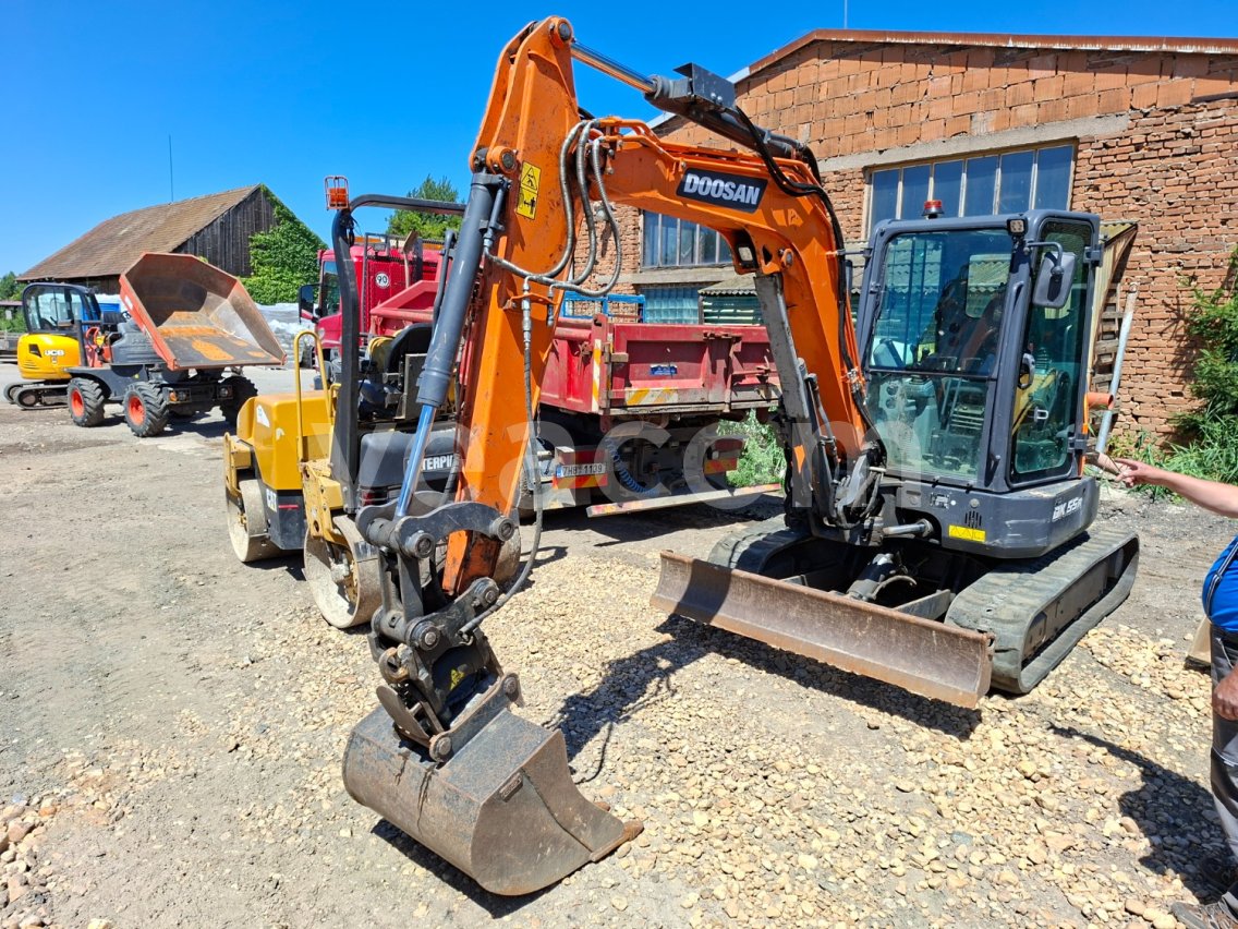 Online aukce: DOOSAN  DX 55 R - 7