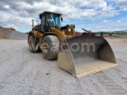 Online aukce: CATERPILLAR  927M