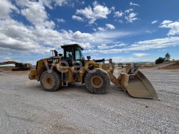 Online aukce: CATERPILLAR  927M