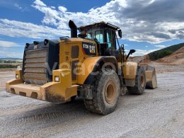 Online aukce: CATERPILLAR  927M
