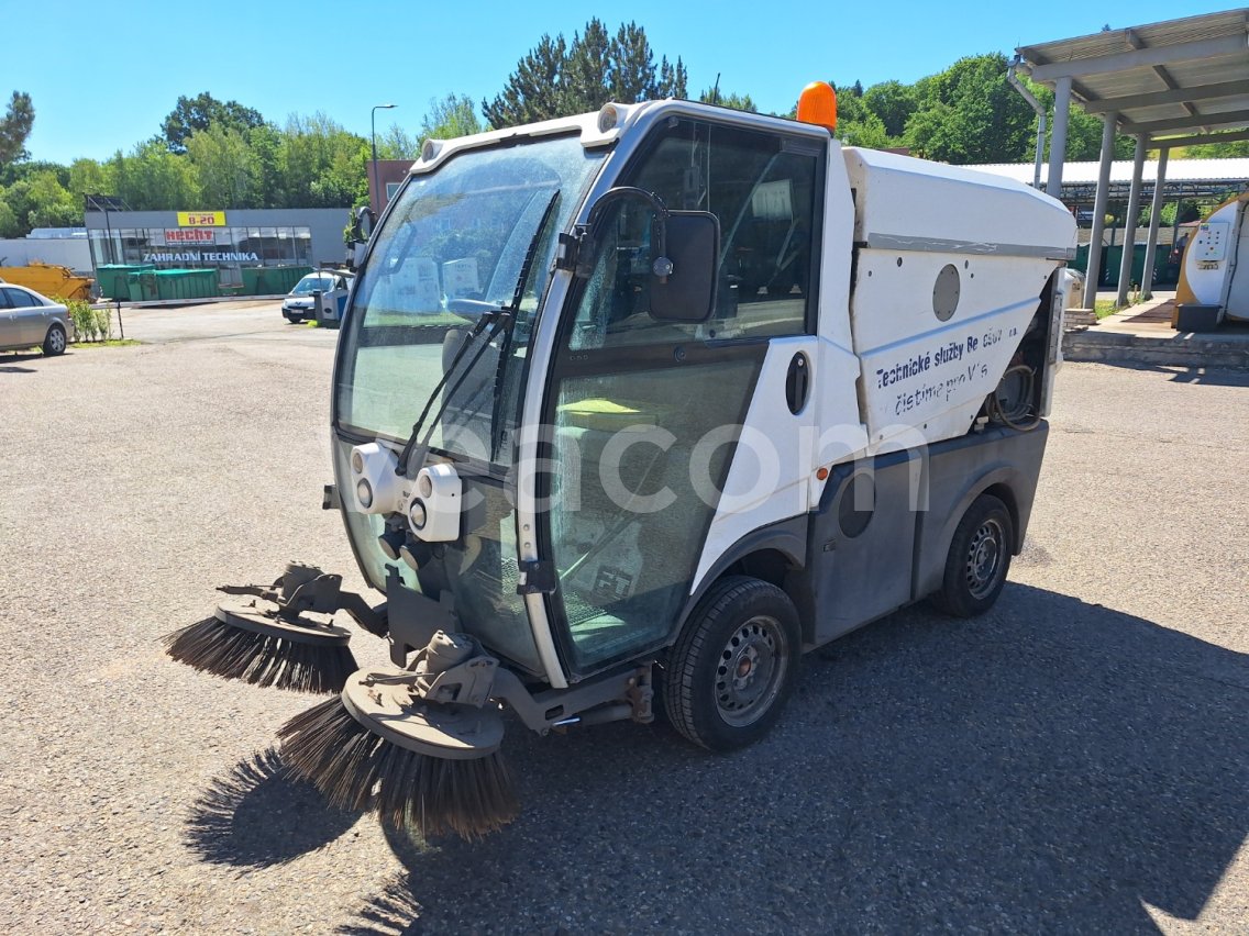 Online aukce: BUCHER  CITYCAT 1000