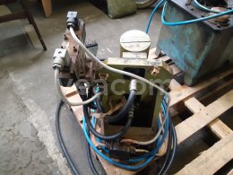 Online aukce:   Hydraulický lis