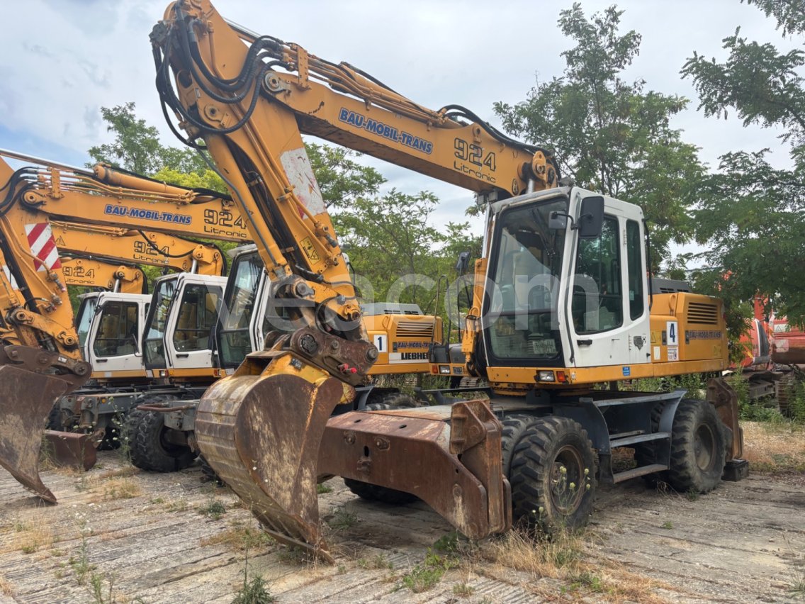 Online aukce: LIEBHERR  A 924 LITRONIC 4X4