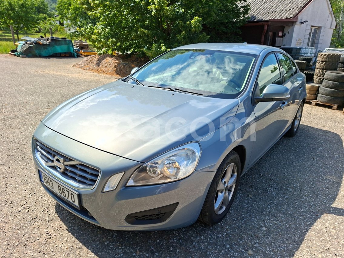 Online aukce: VOLVO  S 60 2.0 149 KW