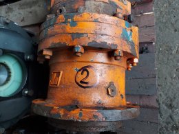 Online auction: KOBIT  Převodovka + hydromotor (2)