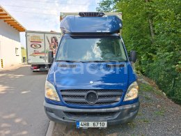 Online aukce: MB  SPRINTER 210 CDI MONTEX + CARRIER