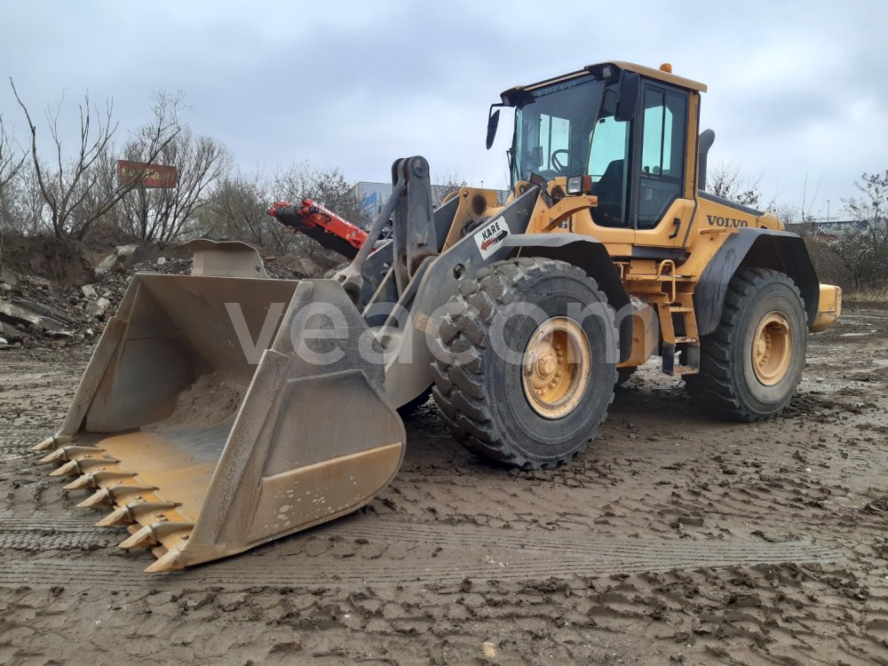 Online aukce: VOLVO  L120F