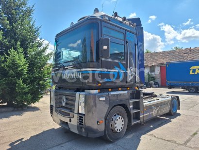 Online auction: RENAULT  MAGNUM 480