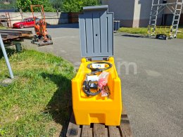 Online aukce:   TANKOVACÍ NÁDRŽ S ČERPADLEM DTK 240